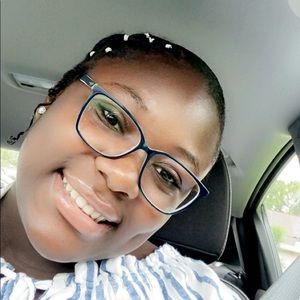 Meet your Posher, Kaylin